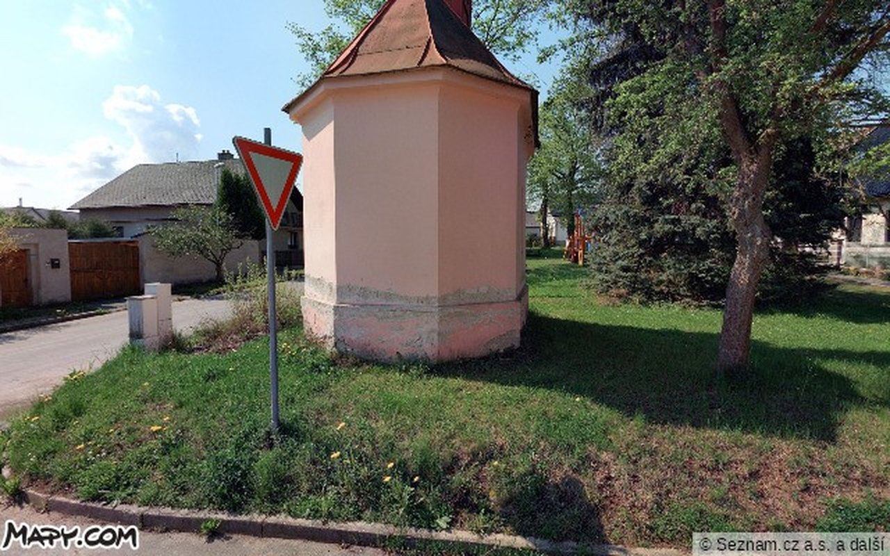Pohled z ulice — Mapy.com