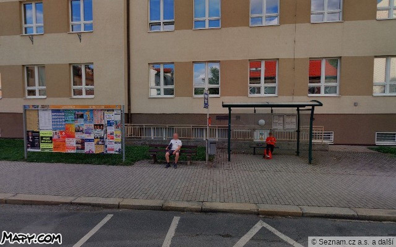 Pohled z ulice — Mapy.com