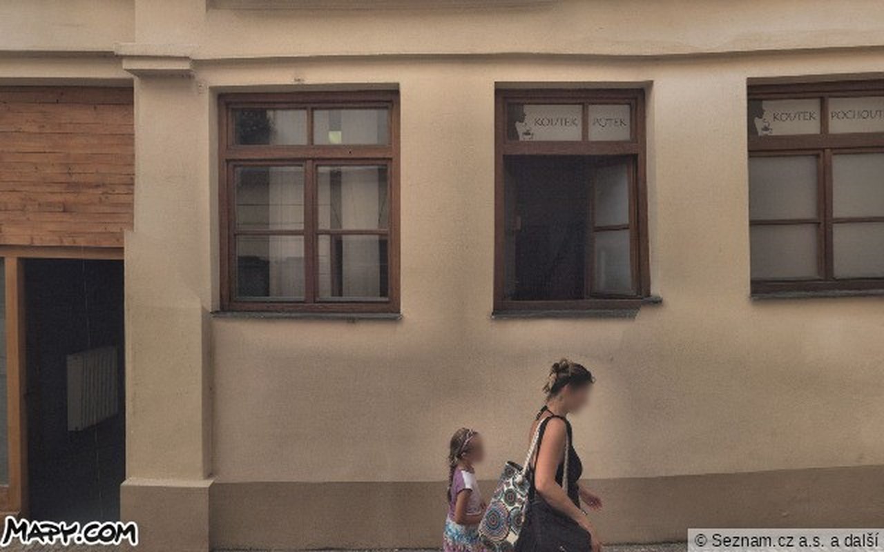 Pohled z ulice — Mapy.com